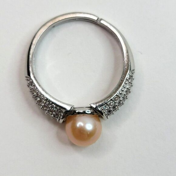 Pure Chic 925 Sterling Silver Adjustable Ring with Peach Freshwater Pearl - Picture 4 of 5